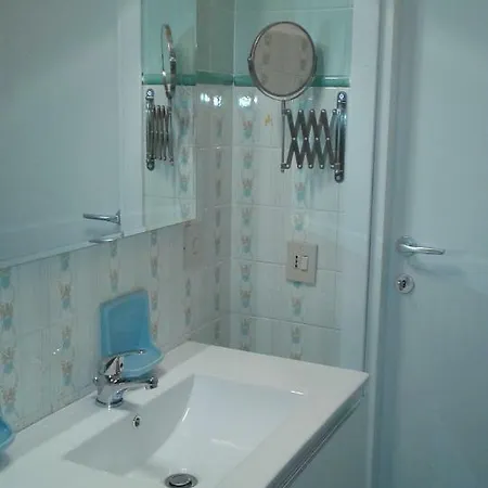 Lauretta Apartman Ceriale