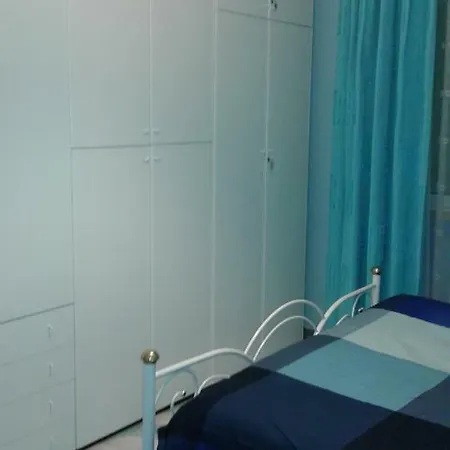 Lauretta Apartment *