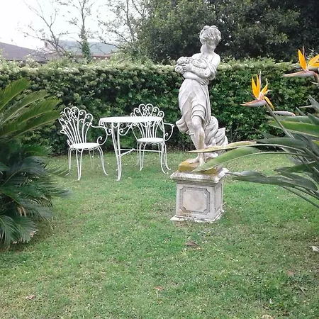 Lauretta Lejlighed *